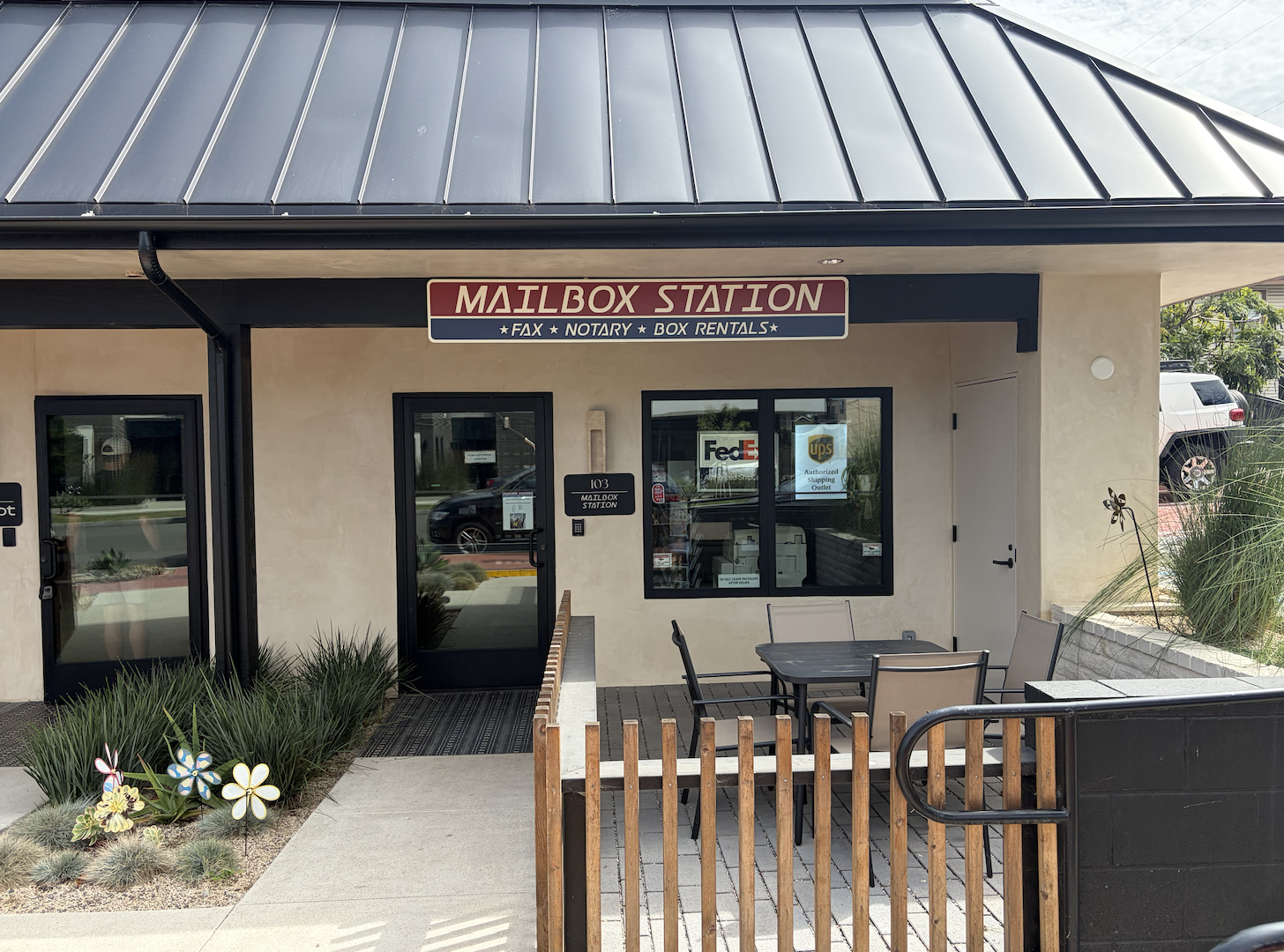 Encinitas Mailbox Station